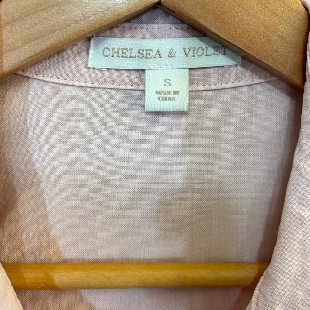 bundle 3 or more Chelsea & Violet Pink Button Down Shirt - Picture 3 of 4